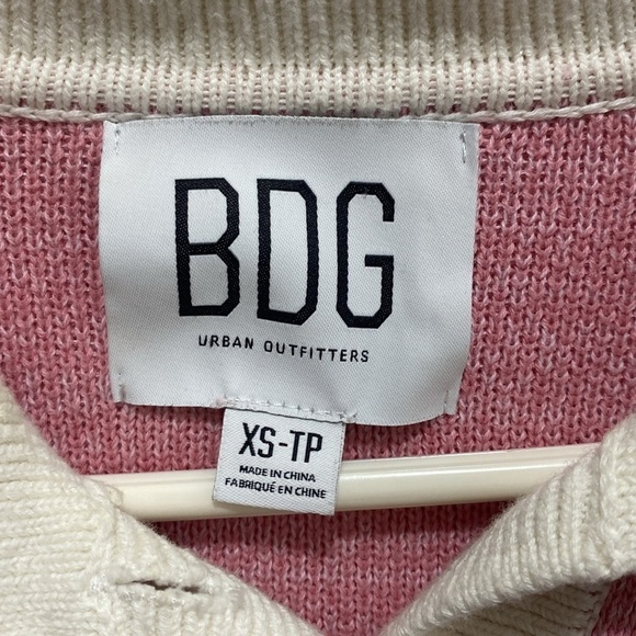 BDG Pink Urban Outfitters Sweater Half Button XS - Picture 2 of 5